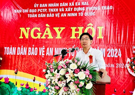 Xã Ea Răl tổ chức “điểm” Ngày hội toàn dân bảo vệ an ninh Tổ quốc năm 2024